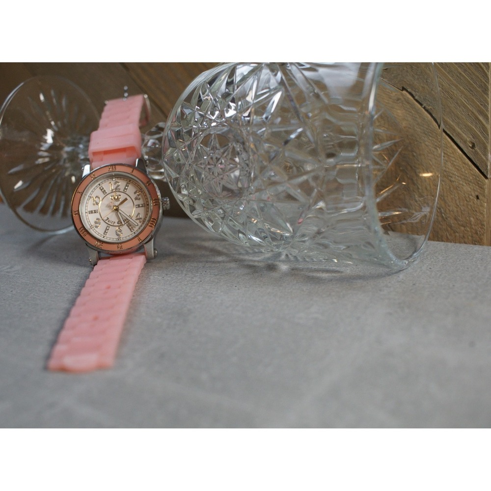 Juicy Couture Womens Pink & Silver Quartz Watch JC.29.3.14.0232 New Battery